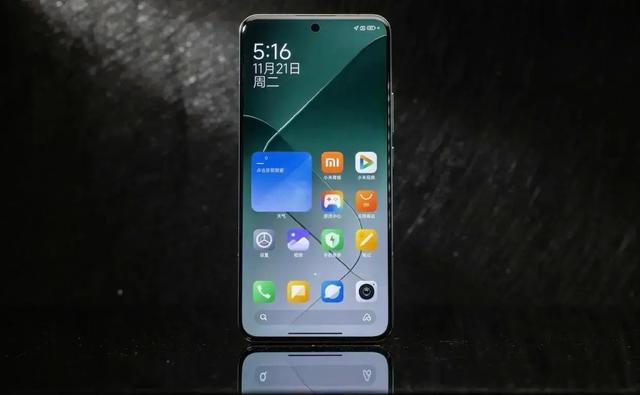 2024年最建议买的手机（2024最建议买的三款手机，价格合理配置高，用到2030年都不卡）2024最建议买的三款手机，价格合理配置高，用到2030年都不卡
